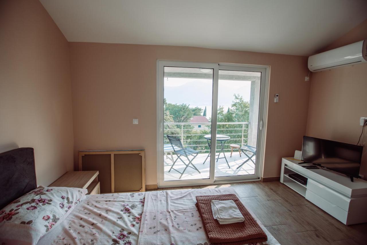 Apartmani Peko Kotor Exteriör bild