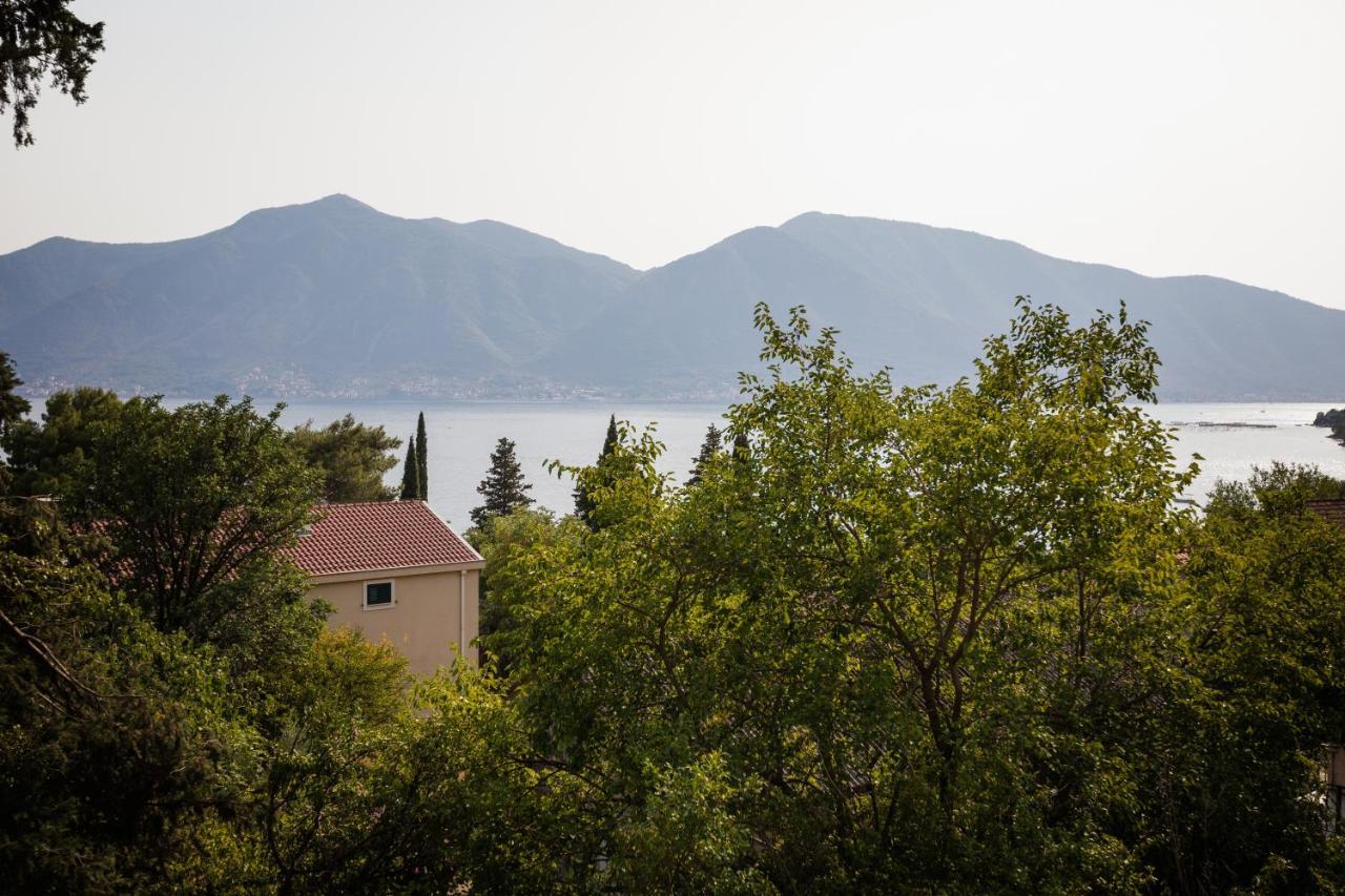 Apartmani Peko Kotor Exteriör bild
