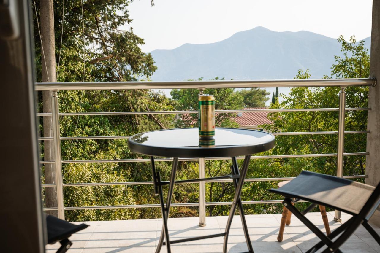 Apartmani Peko Kotor Exteriör bild