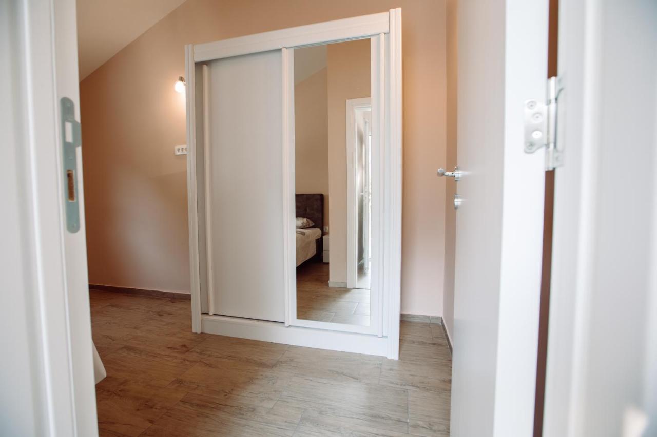 Apartmani Peko Kotor Exteriör bild