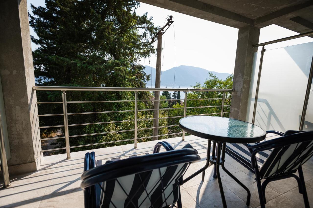 Apartmani Peko Kotor Exteriör bild