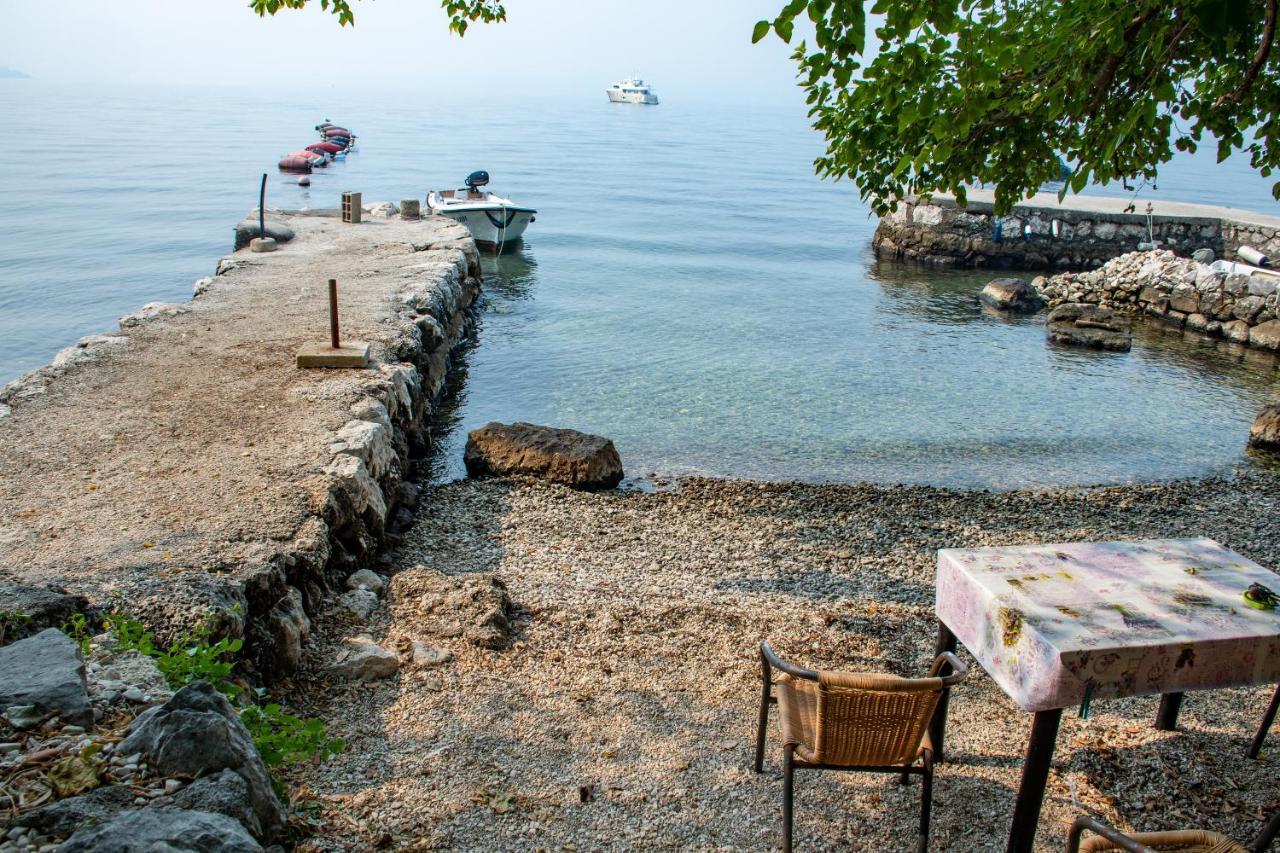 Apartmani Peko Kotor Exteriör bild