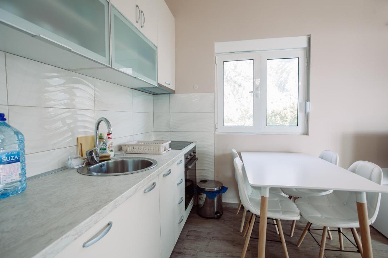 Apartmani Peko Kotor Exteriör bild