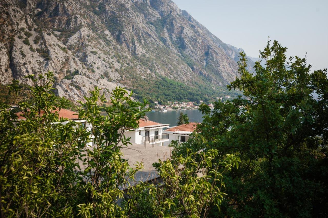 Apartmani Peko Kotor Exteriör bild